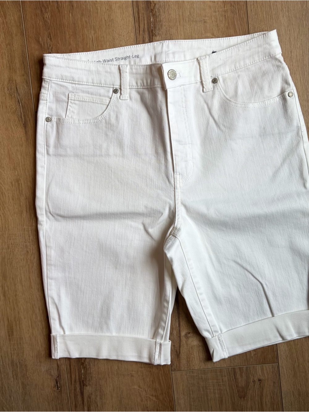 Talbots Size 10 High Waist Straight Leg Bermuda Shorts
